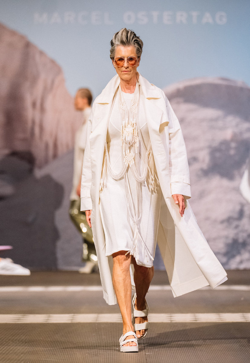 Berlin Fashion Week 2022: Eva-Maria Nemetz für Marcel Ostertag