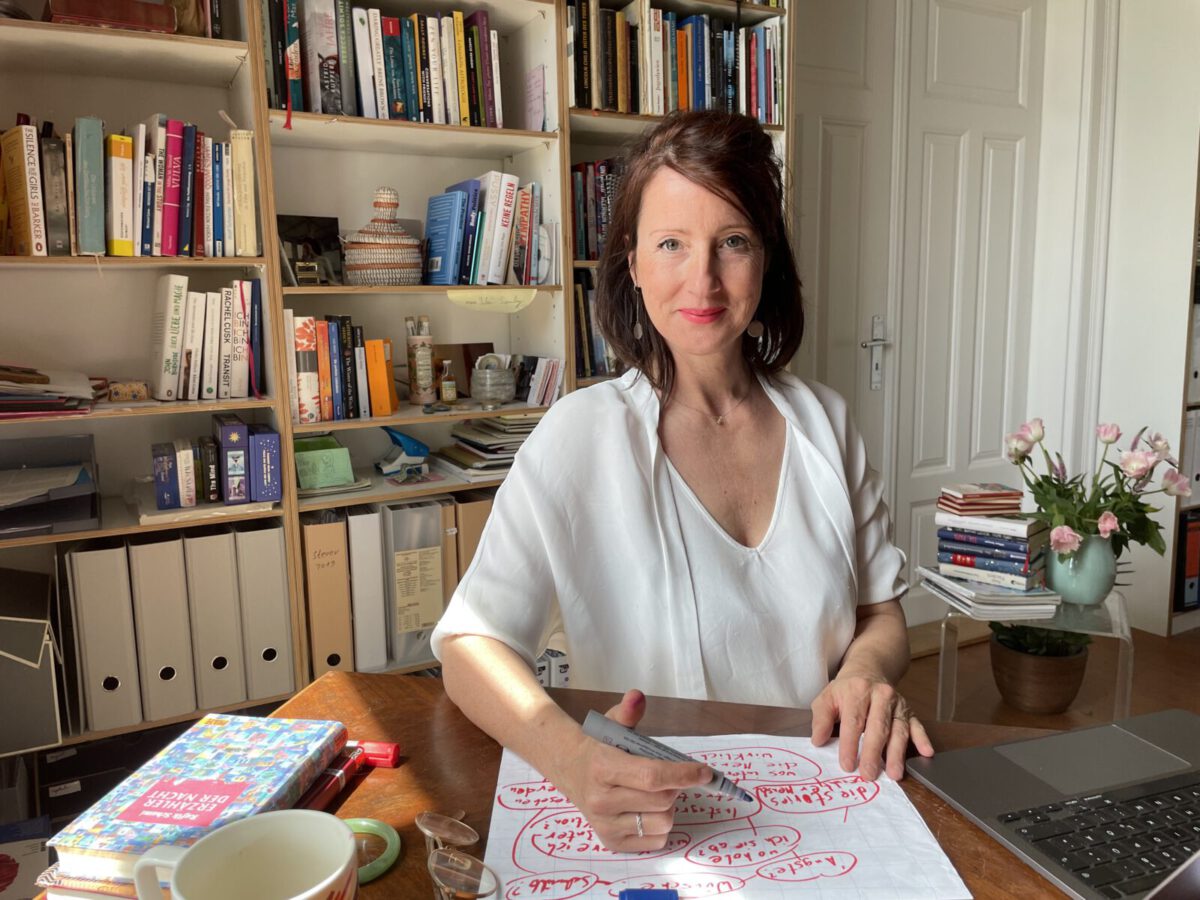 Autorin und Storytelling-Entrepreneurin Katinka Kulens Feistl auf HEYDAY