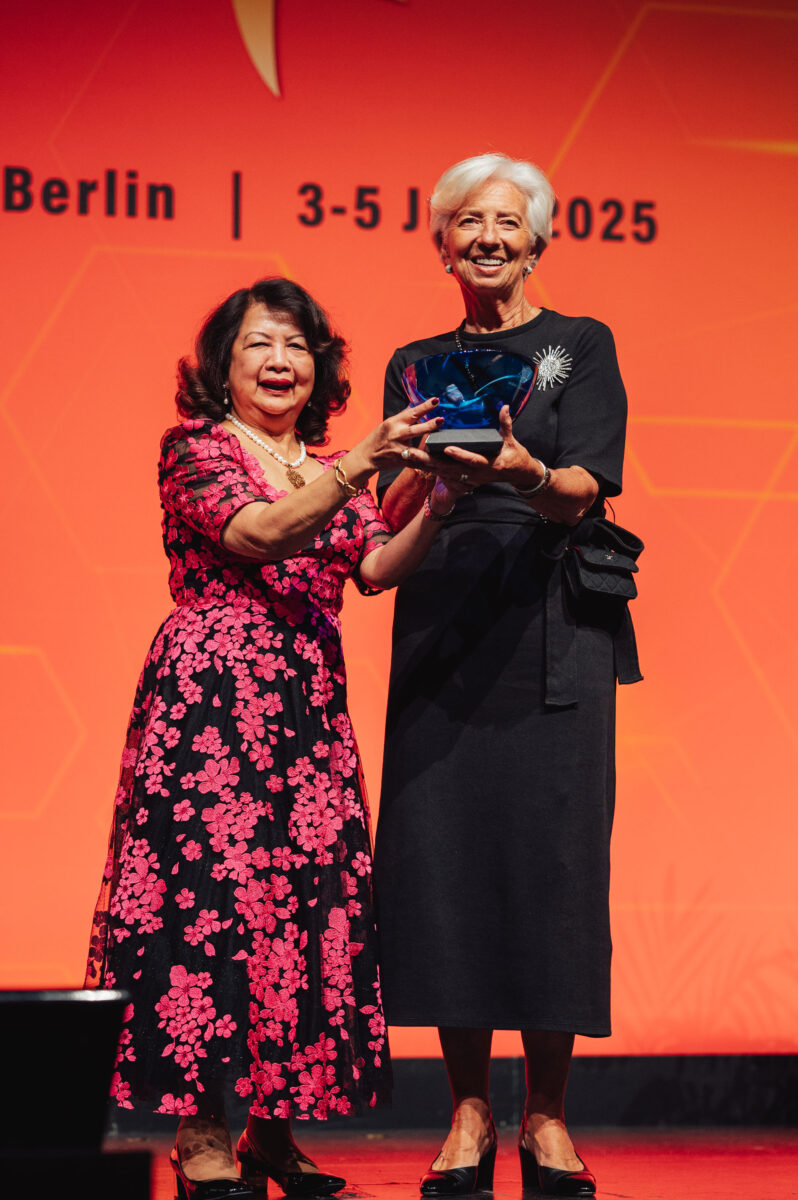Global Summit of Women 2025 in Berlin: Christine Lagarde (re.) und Irene Natividad