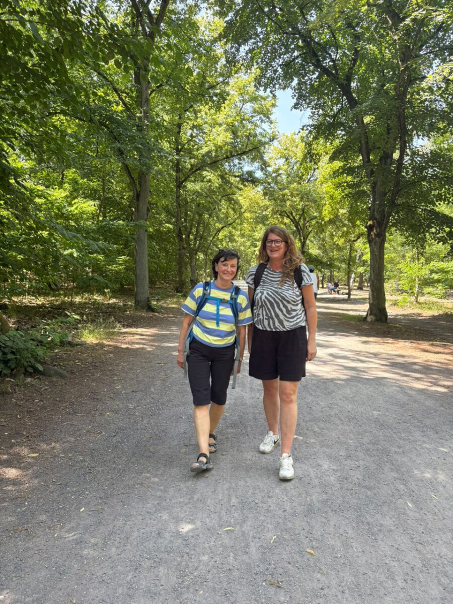 HEYDAY x Orthomol: Katja Funken (links) und ihre Freundin Birgit