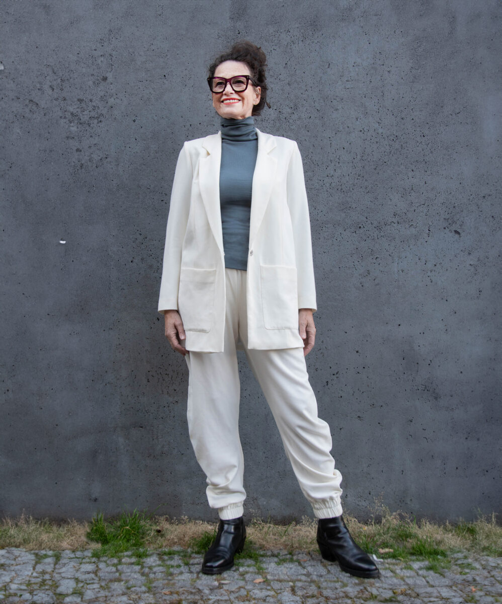 HEYDAY-Interview mit Schauspielerin Sabine Vitua; Mode von RAU Berlin