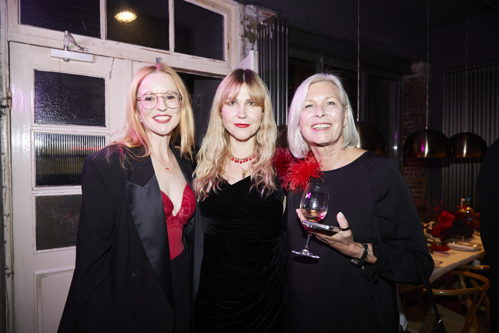 HEYDAY x ZWEISAM: HEYDAY x ZWEISAM: (v.l.) : Sexual-Expertin Mignon Kowollik, HEYDAY-Gründerin Stephanie und Influencerin Roswitha Willwok